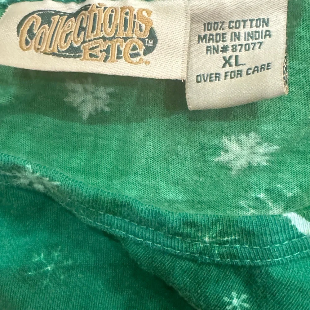 COLLECTIONS Etc Festive Green Christmas Trees and Snowflake Long Sleeve Top XL - Picture 5 of 5